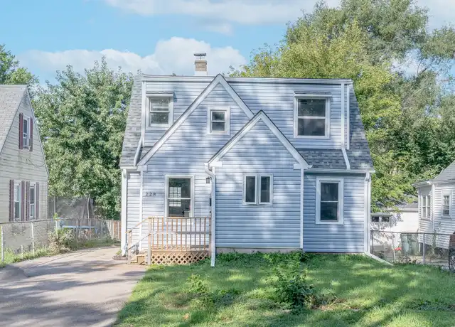 Selling an Older Home in Round Lake, Illinois